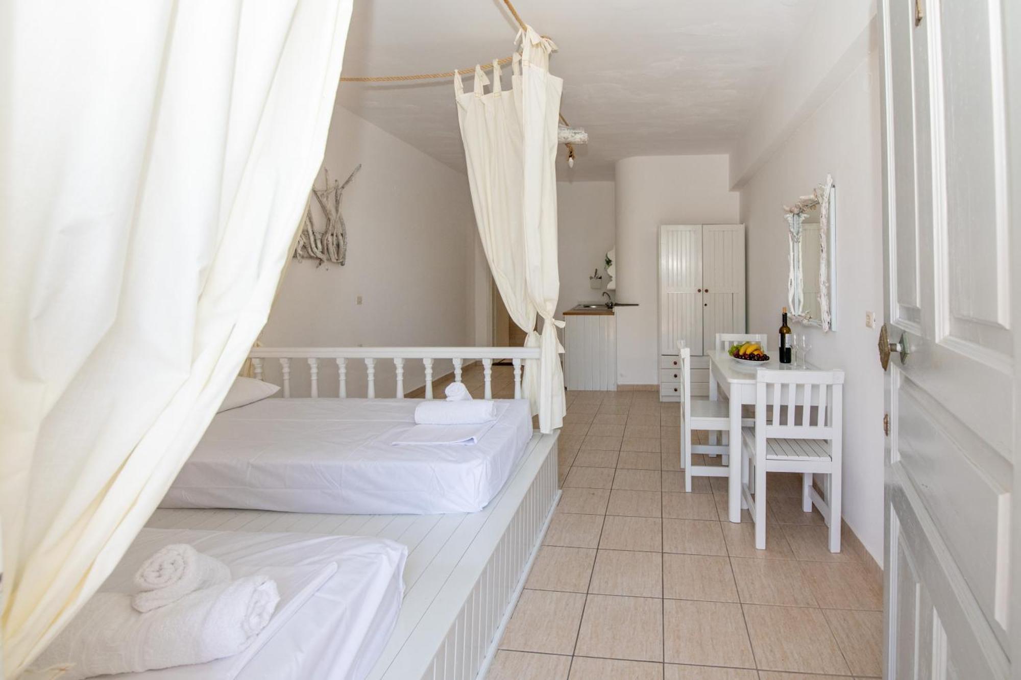 Karpathios Studios Pefkos Pefki  ภายนอก รูปภาพ